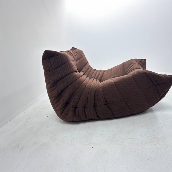 Fauteuil Unique de Luxe en Velours Côtelé – Confort Sculptural Personnalisé