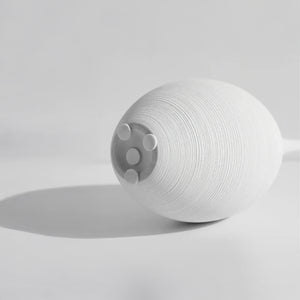Vase Sculptural Élancé – Céramique Moderne Noir ou Blanc