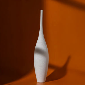 Vase Sculptural Élancé – Céramique Moderne Noir ou Blanc